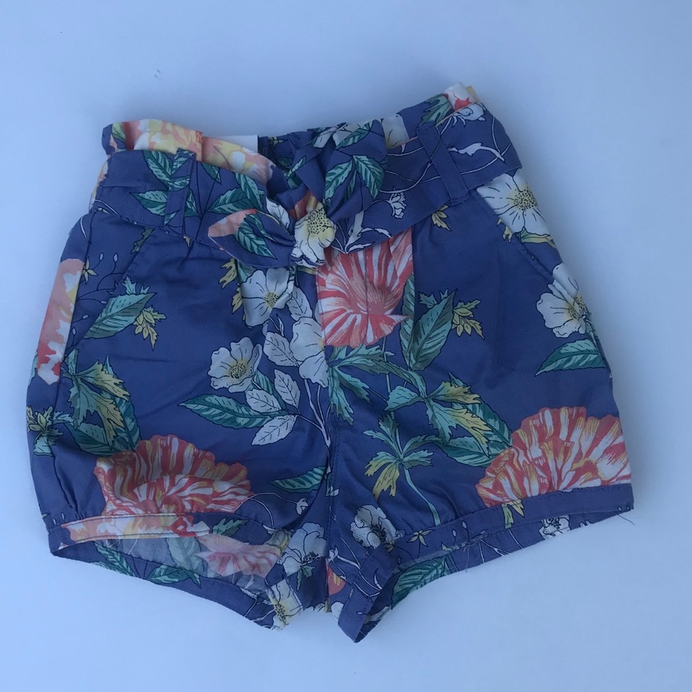 Girls flower shorts